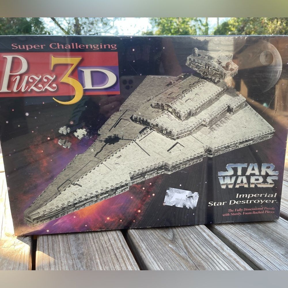 1996 Milton Bradley 3D Star Wars puzzle